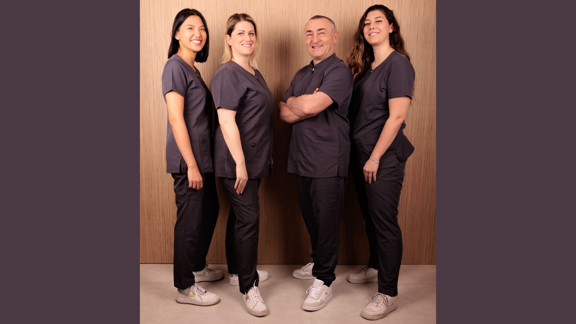 l-equipe-actuelle-du-dr-lavagna-entoure-des-deux-audiologistes-et-de-la-secretaire-c-otoneuro-monaco-d-otoneuro